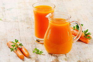 Морковный сок: вред