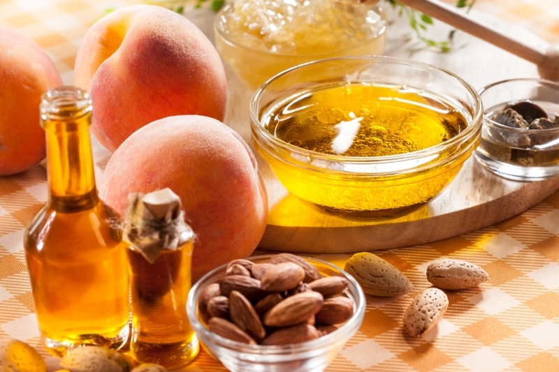 Польза абрикосового масла для лица