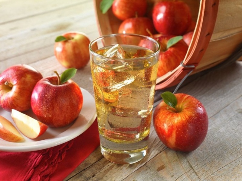 Натуральный яблочный сок и его состав