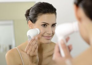 Использование пилингов для чистки кожи лица